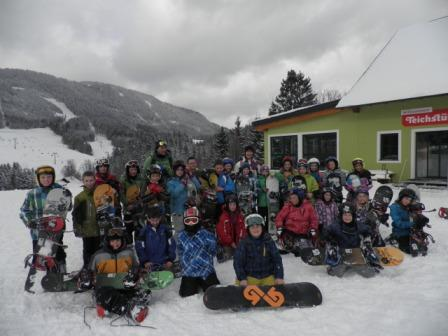 Kids on snow