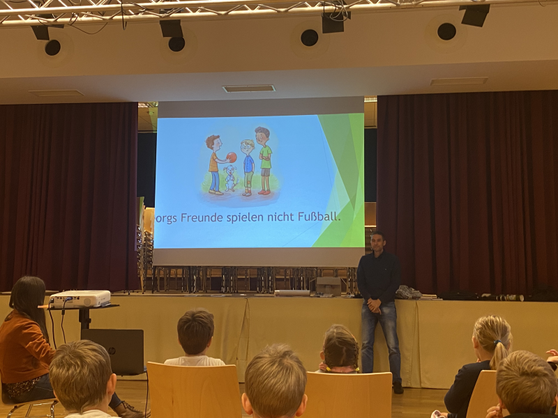Lesung mit Hannes Hörndler