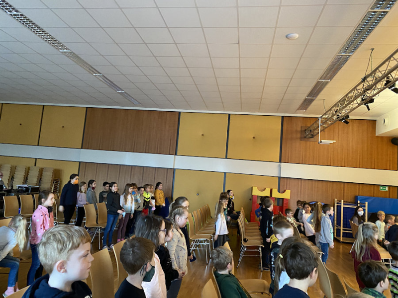 "ZAUBERZEIT" - Theaterstück