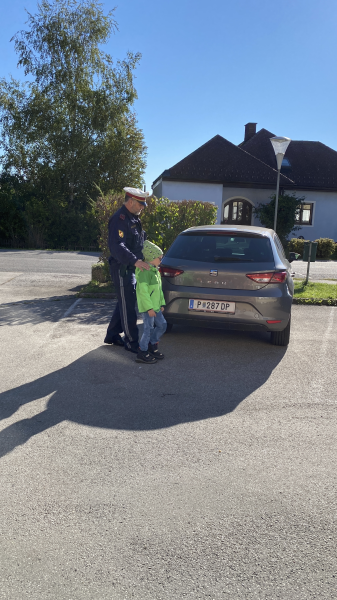 Wir überqueren die Straße 2.Klasse