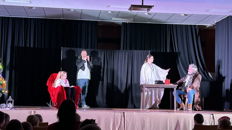 Theater im Festsaal mit Team Sieberer - Die Weihnachtsgeschichte