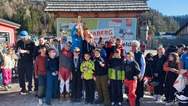 HURRA! Wir sind BEZIRKSMEISTER! VS Bezirksmeisterschaften Ski Alpin und Snowboard
