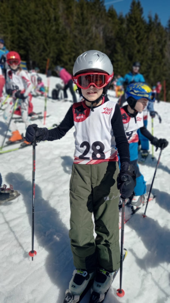 HURRA! Wir sind BEZIRKSMEISTER! VS Bezirksmeisterschaften Ski Alpin und Snowboard