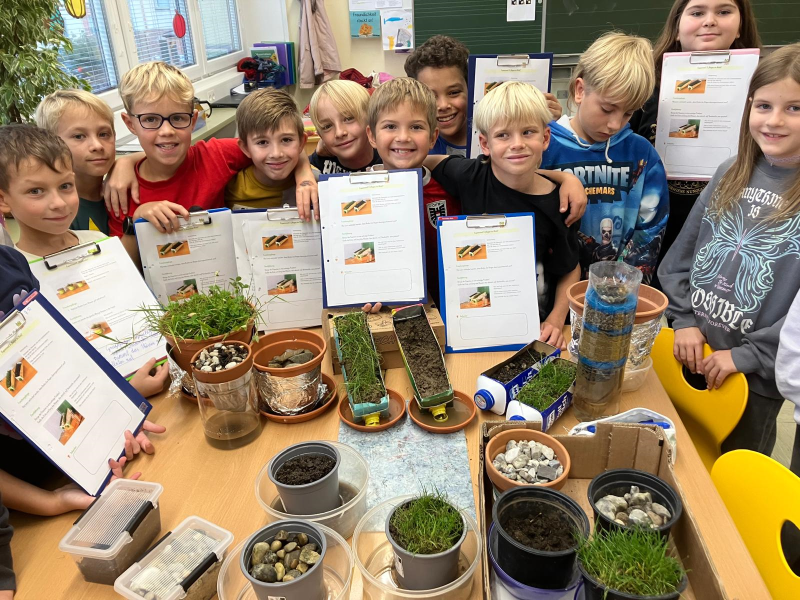 Experimente rund um den Waldboden